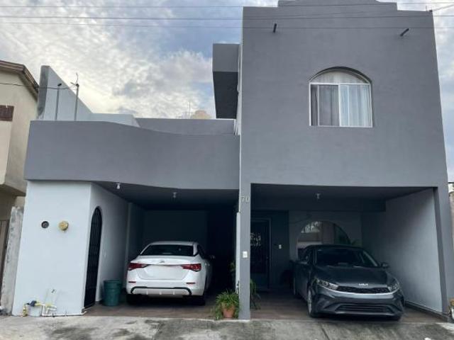 Casa en venta en Zona Linda Vista Adolfo Prieto