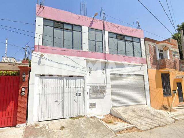CASA EN VENTA EN ZONA NORTE: ¡ VIVE EN LA MEJOR UBICACION !