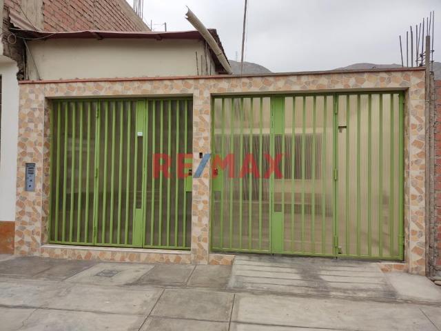 Casa En Venta En Zona Segura De Carapongo Lurigancho