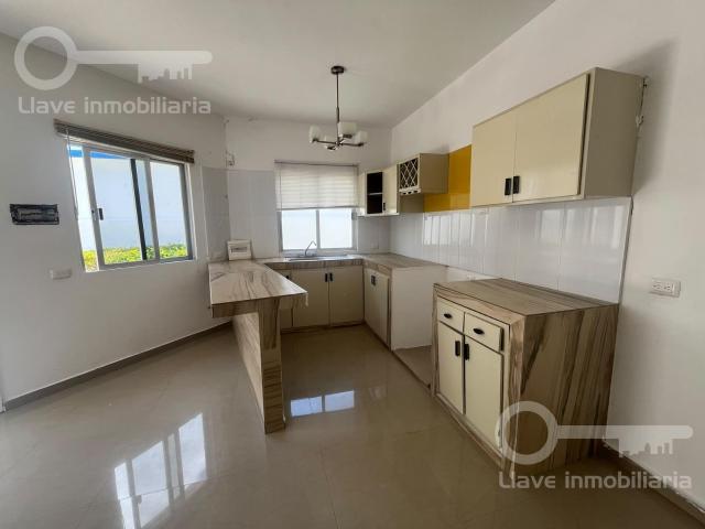 Casa en Venta en 12 de Febrero, Col. Estero del Pantano, CoatzacoalcosVer