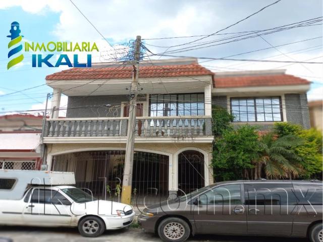 Casa en venta en 27 de Septiembre, Poza Rica de Hidalgo, Veracruz de Ignacio de la Llave