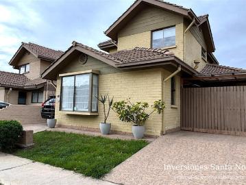 Casa en Venta en 4 dorm. Condominio Mirador del Valle La Serena