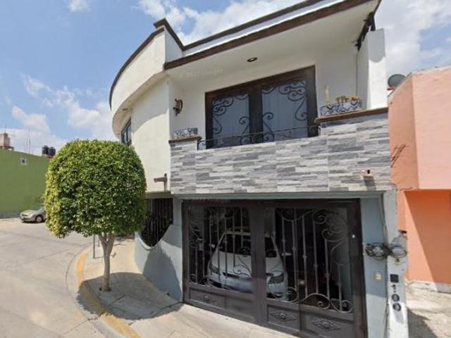 CASA EN VENTA ENCIRCUITO DE LOS ROBLES 100,COL CIUDAD SATELITE, CP37440, LEON DE LOS ALDAMA