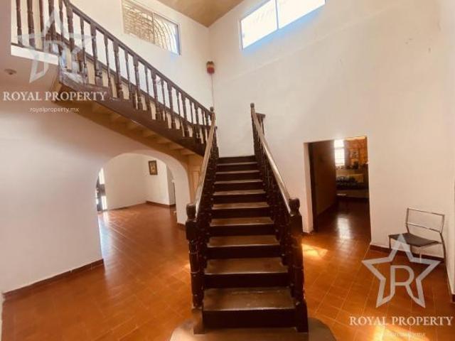 Casa en Venta, Esquina, Centro, Linares Nuevo León