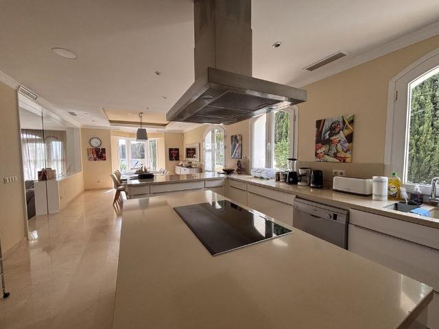 Casa en venta Estepona, Andalucía