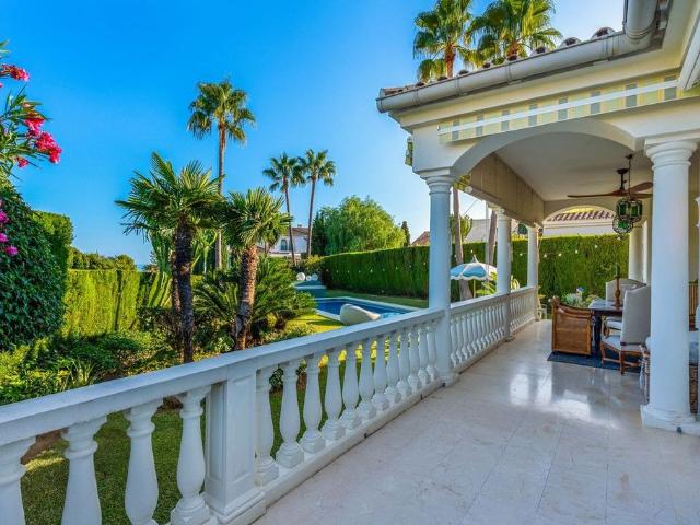 Casa en venta Estepona, Andalucía