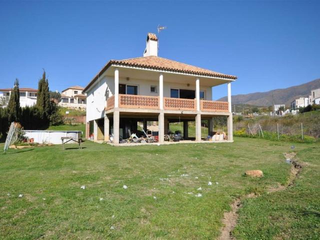 Casa en venta Estepona, España