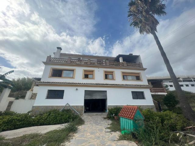 Casa en venta Estepona, España