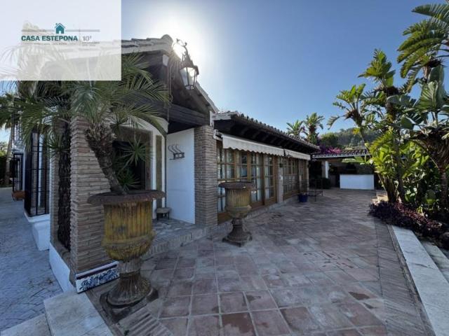 Casa en venta Estepona