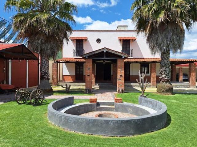 Casa en venta estilo campestre en San Gregorio Atzompa, Chipilo