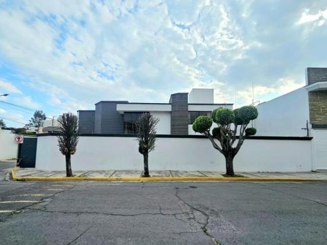 CASA EN VENTA ESTRELLA DEL SUR, $8,000,000 ZONA ANGELOPOLIS