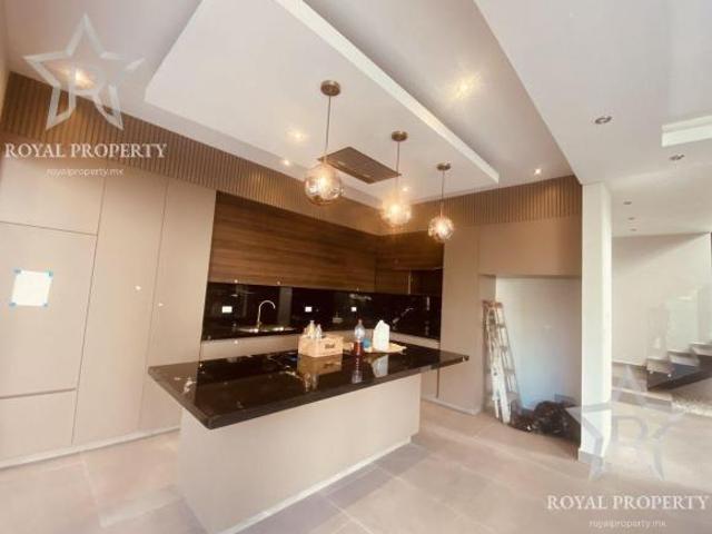 Casa en Venta, Estricta Seguridad, El Vergel, Monterrey, Nuevo León