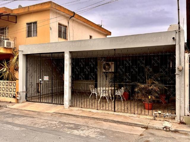 CASA EN VENTA, FUTURO NOGALAR, SAN NICOLAS DE LOS GARZA, NUEVO LEON
