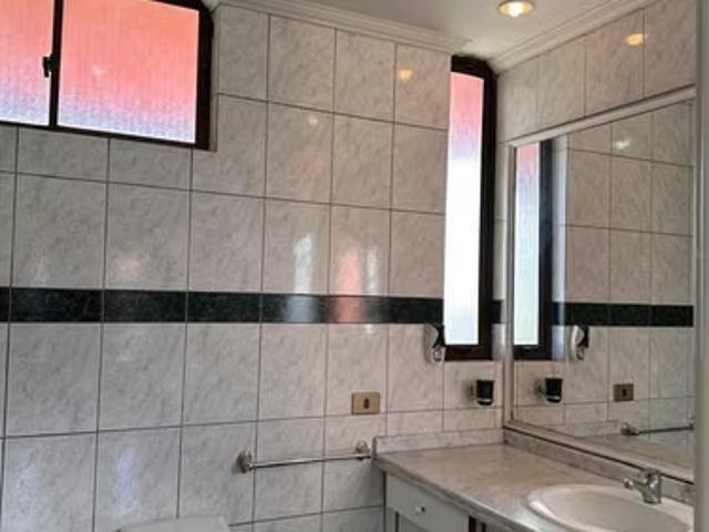 Casa en venta Flores Millán de 6 dorm. En Chillán | 6 dormitorios por 15000.00 en Chillán