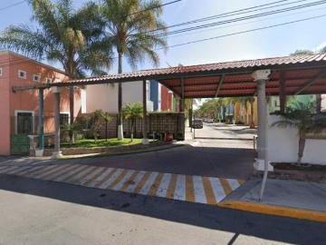 Casa en venta Fovissste la Guitarrilla Querétaro Recuperación Bancaria