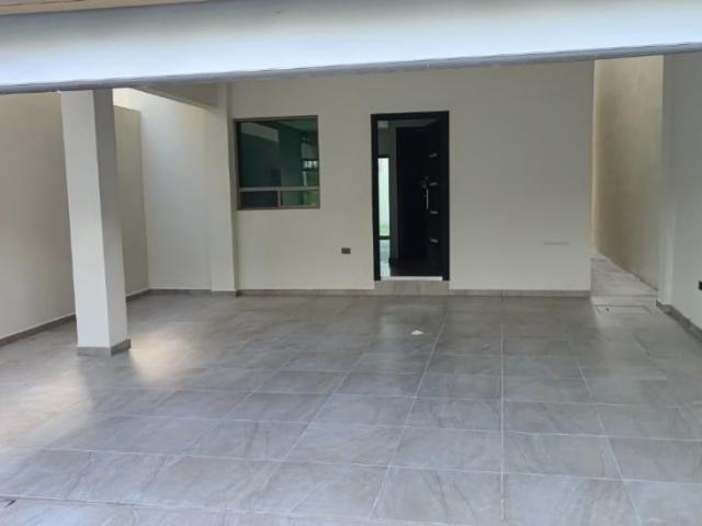 Casa en Venta Fracc. Moderno Reynosa, Tamps