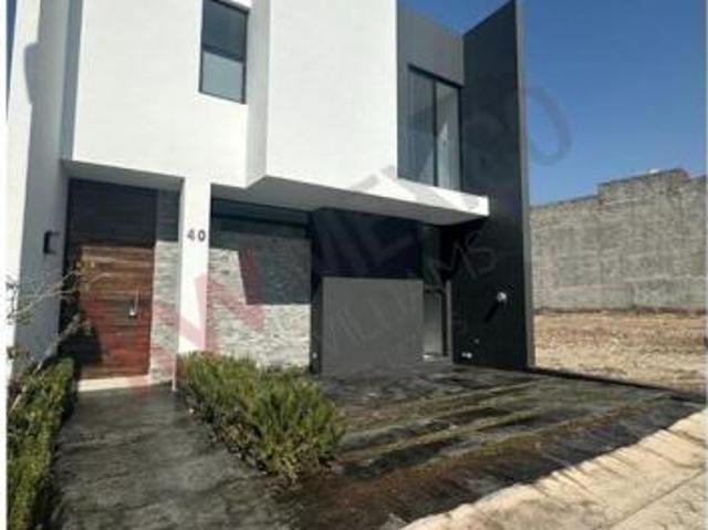CASA EN VENTA FRACC ADAMAR TLAJOMULCO DE ZUÑIGA, JALISCO