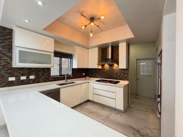 CASA EN VENTA FRACC CANTO DE FLORENCIA CERCA DE SENDERO 3 RECÁMARAS Y COCINA EQUIPADA CD JUÁREZ CHIH