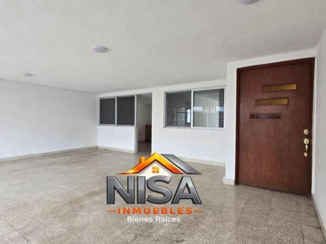 Casa en Venta Fracc. De Alta Plusvalía, a 5 Minutos del Centro de la Ciudad