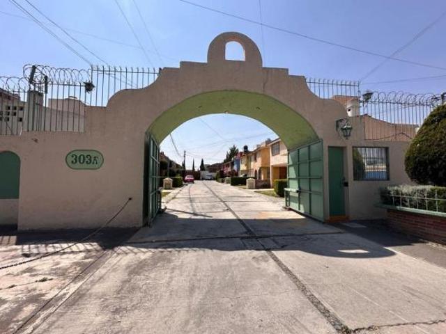 CASA EN VENTA FRACC. EN TODOS LOS SANTOS TOLUCA