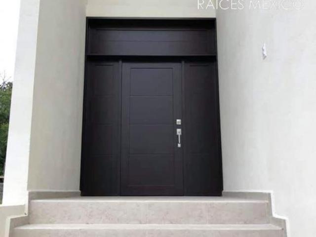 CASA EN VENTA FRACC. HACIENDAS DEL RUL
