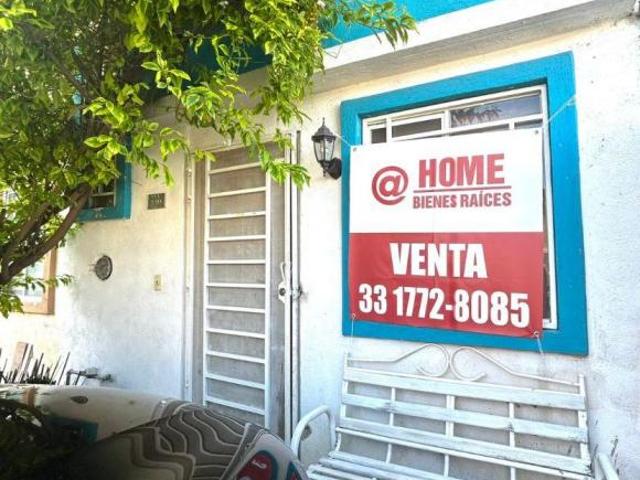 CASA EN VENTA FRACC LOS ABEDULES TLAJOMULCO DE ZUÑIGA, JALISCO