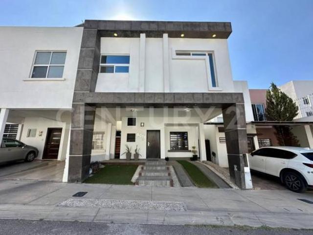 Casa en Venta Fracc. Puerta Esmeralda