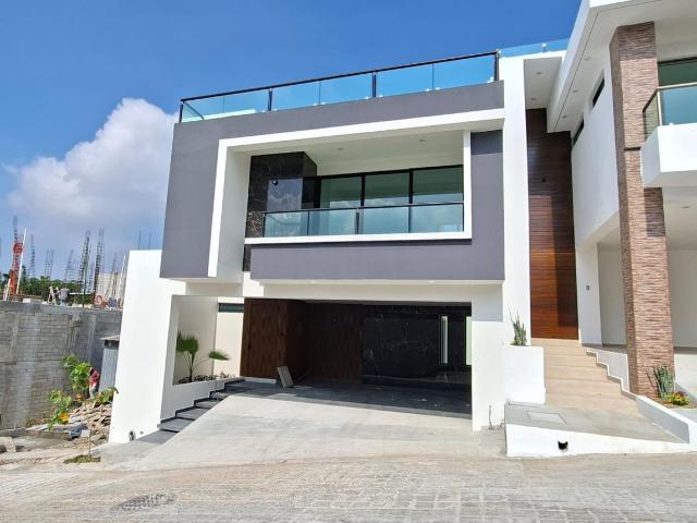 CASA EN VENTA, FRACC PRIVADO ENCINOS, ZONA NTE PTE, TUXTLA GUTIERREZ, CHIAPAS