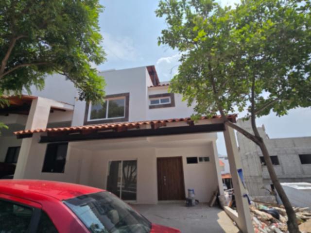 CASA EN VENTA, FRACC TERRANOVA, ZONA SUR OTE, TUXTLA GUTIERREZ, CHIAPAS