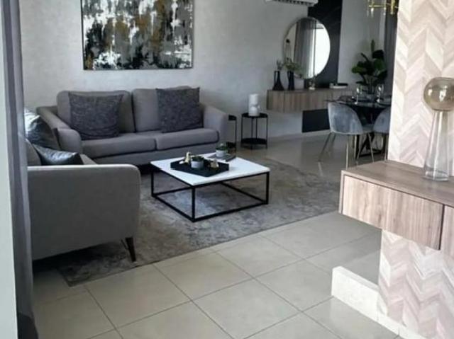 CASA EN VENTA FRACC. TRIANA AL PONIENTE DE SALTILLO