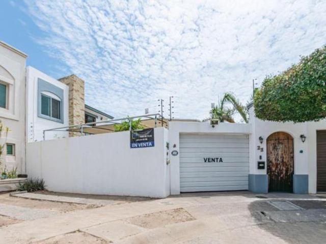 Casa en venta, fracc Villa Serena, Culiacan. Sinaloa