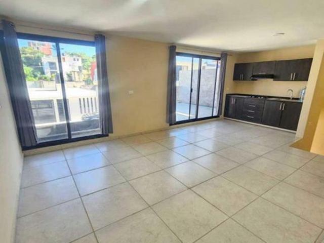 CASA VENTA EN FRACC. PRIVADO EN XALAPA