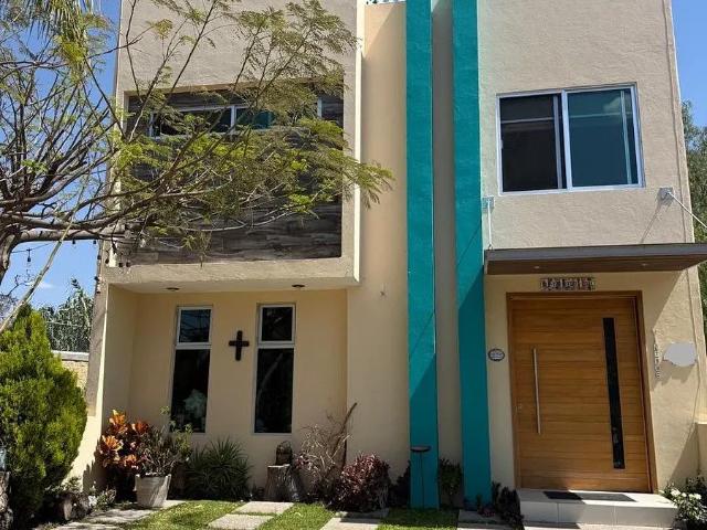 CASA EN VENTA FRACCIONAMIENTO BOSQUES DE SAN JUAN DEL RIO, QUERETARO