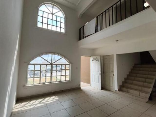 Casa en Venta Fraccionamiento Brisas Diamante con recamara en planta baja 4