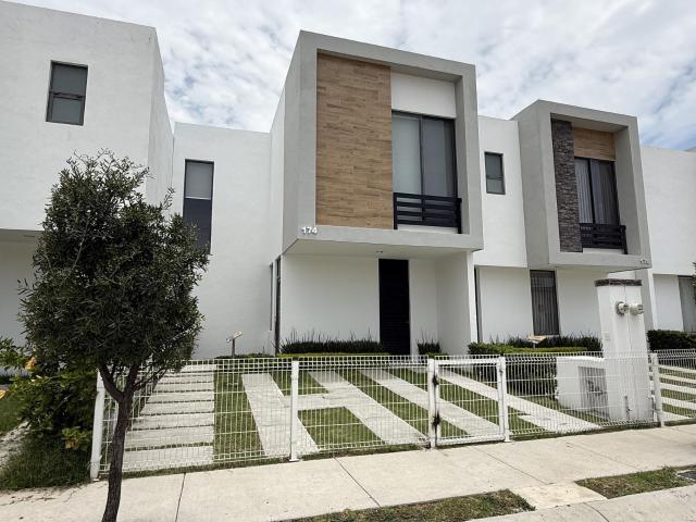 Casa en VENTA Fraccionamiento Capittala