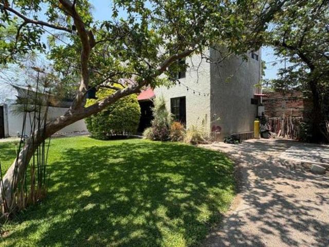 CASA EN VENTA FRACCIONAMIENTO CON SEGURIDAD A 5 MINUTOS DEL CENTRO DE JIUTEPEC