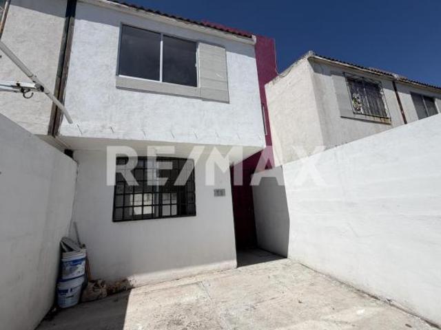CASA EN VENTA FRACCIONAMIENTO EDUARDO LOARCA QUERÉTARO PASEOS SAN MIGUEL 4