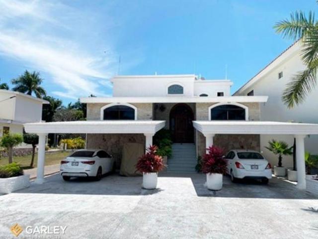 CASA EN VENTA FRACCIONAMIENTO EL CID MAZATLAN SINALOA