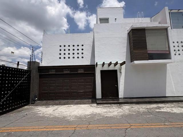 CASA EN VENTA FRACCIONAMIENTO EL ENCANTO