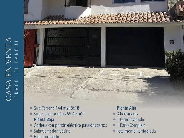 CASA EN VENTA FRACCIONAMIENTO EL PARQUE