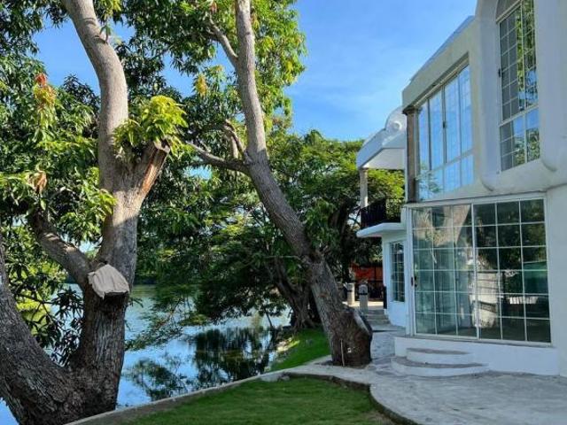CASA EN VENTA FRACCIONAMIENTO HERIBERTO KEHOE