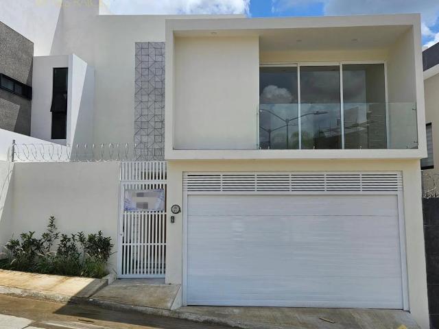Casa en Venta Fraccionamiento La Finca Residencial Xalapa Veracruz