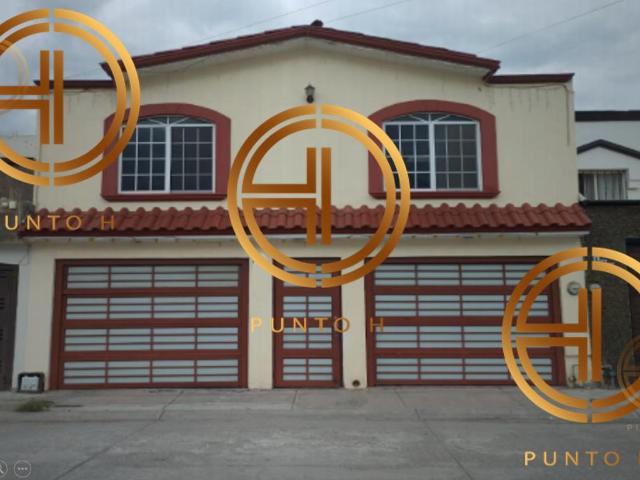 CASA EN VENTA FRACCIONAMIENTO LA LUZ, LUNA DURANGO