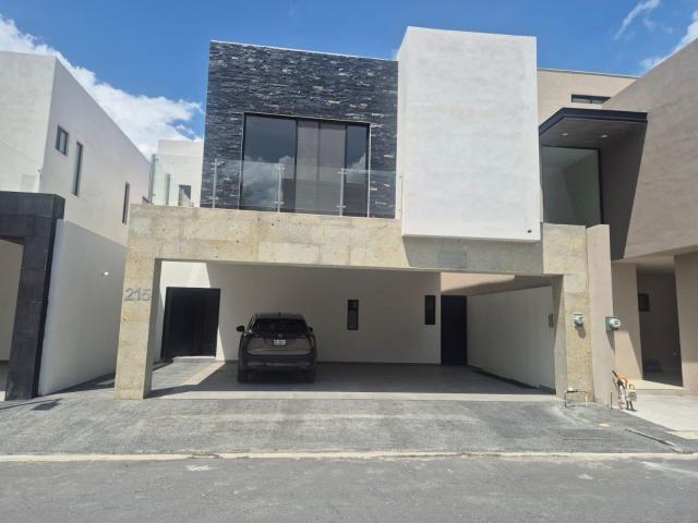 Casa en Venta Fraccionamiento Las Esmeraldas