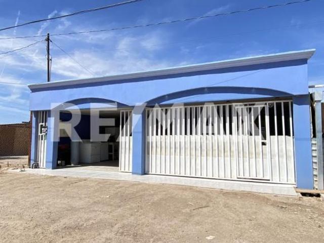 CASA EN VENTA FRACCIONAMIENTO PARAISO 4