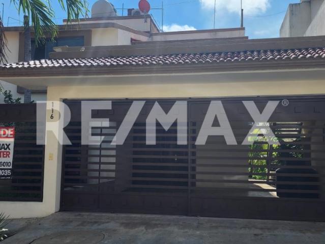CASA EN VENTA FRACCIONAMIENTO PRIVADO