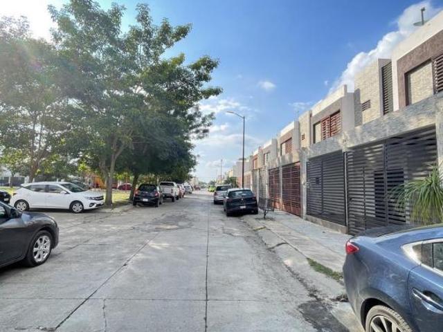 CASA EN VENTA FRACCIONAMIENTO SAN JOSÉ
