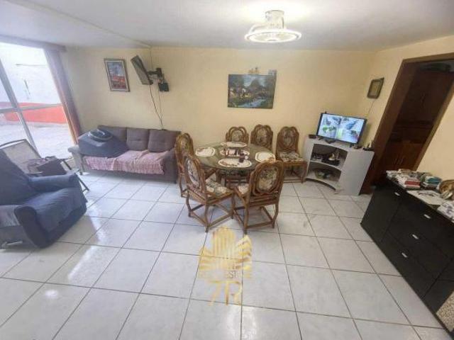 CASA EN VENTA FRENTE AL TEC DE MONTERREY QUERETARO