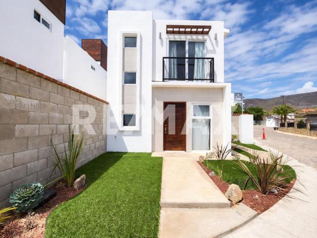 CASA EN VENTA FRENTE AL MAR, EN QUINTA MISION, TIJUANA B.C