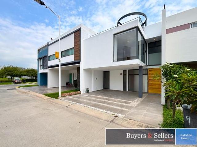 CASA EN VENTA GUADALAJARA